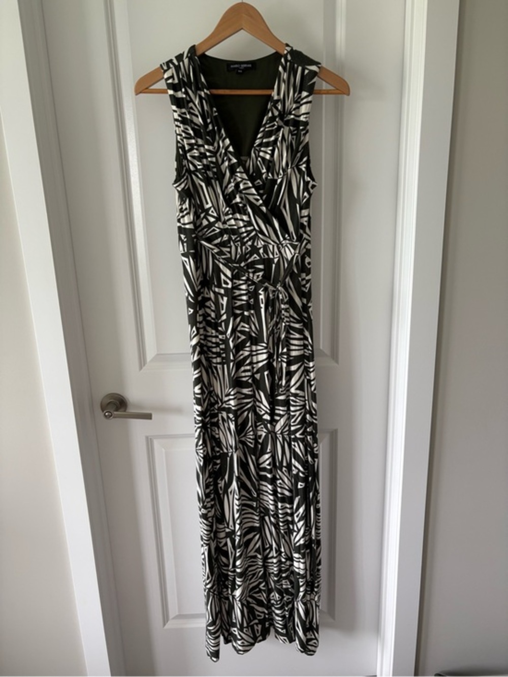 Mario Serrani Olive Green & Cream Maxi Dress Size Medium